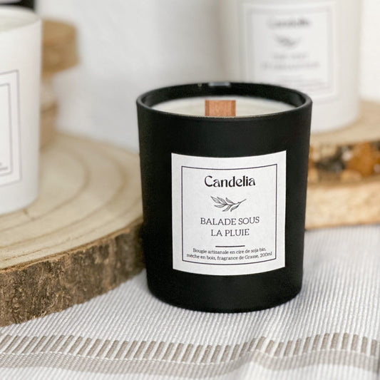 Bougie classique noire